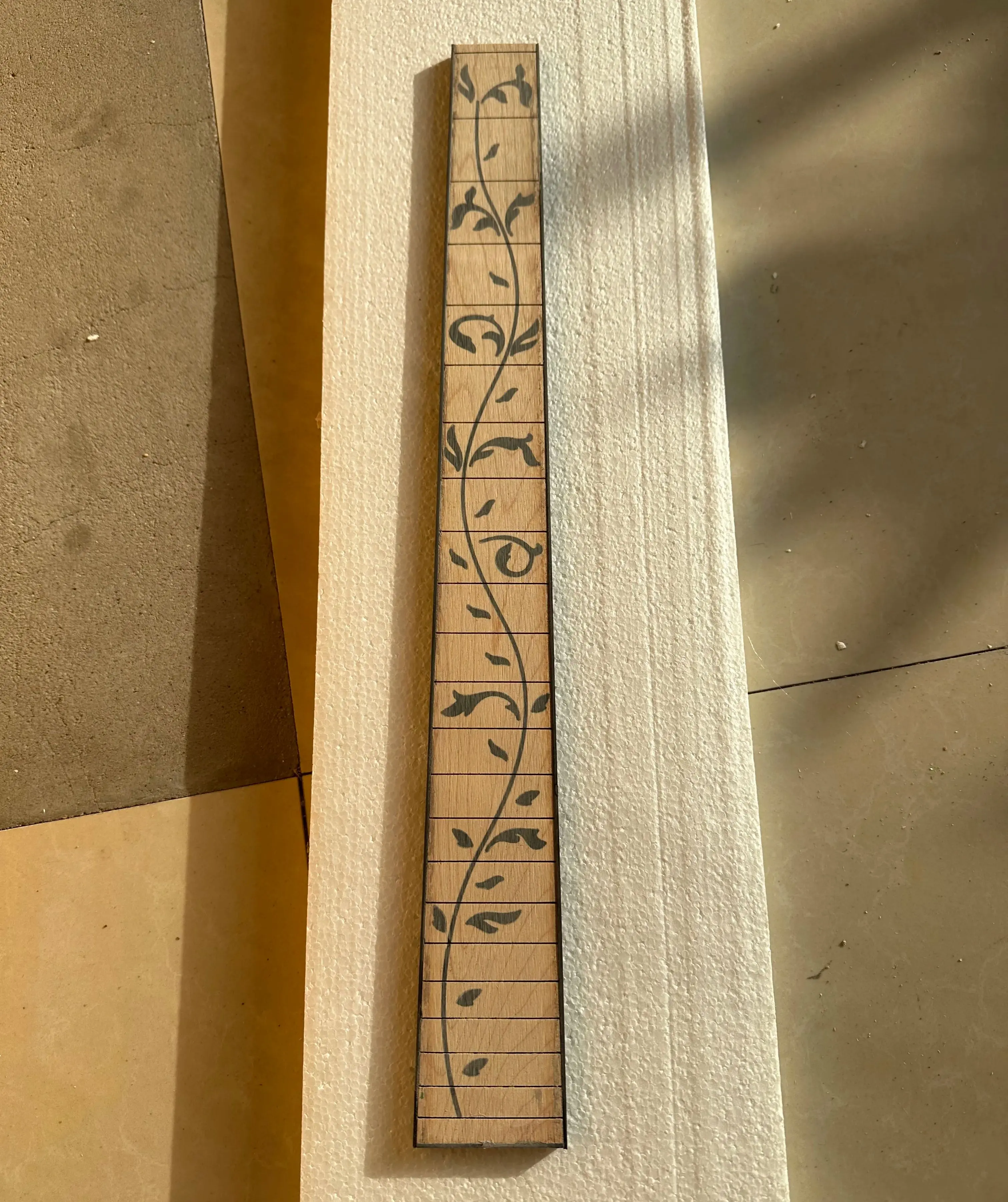 New Electric Guitar Unfinished Maple Fretboard Life Tree 24 fret 25.5 Inch Replacement Fingerboard Electric Guitar Parts