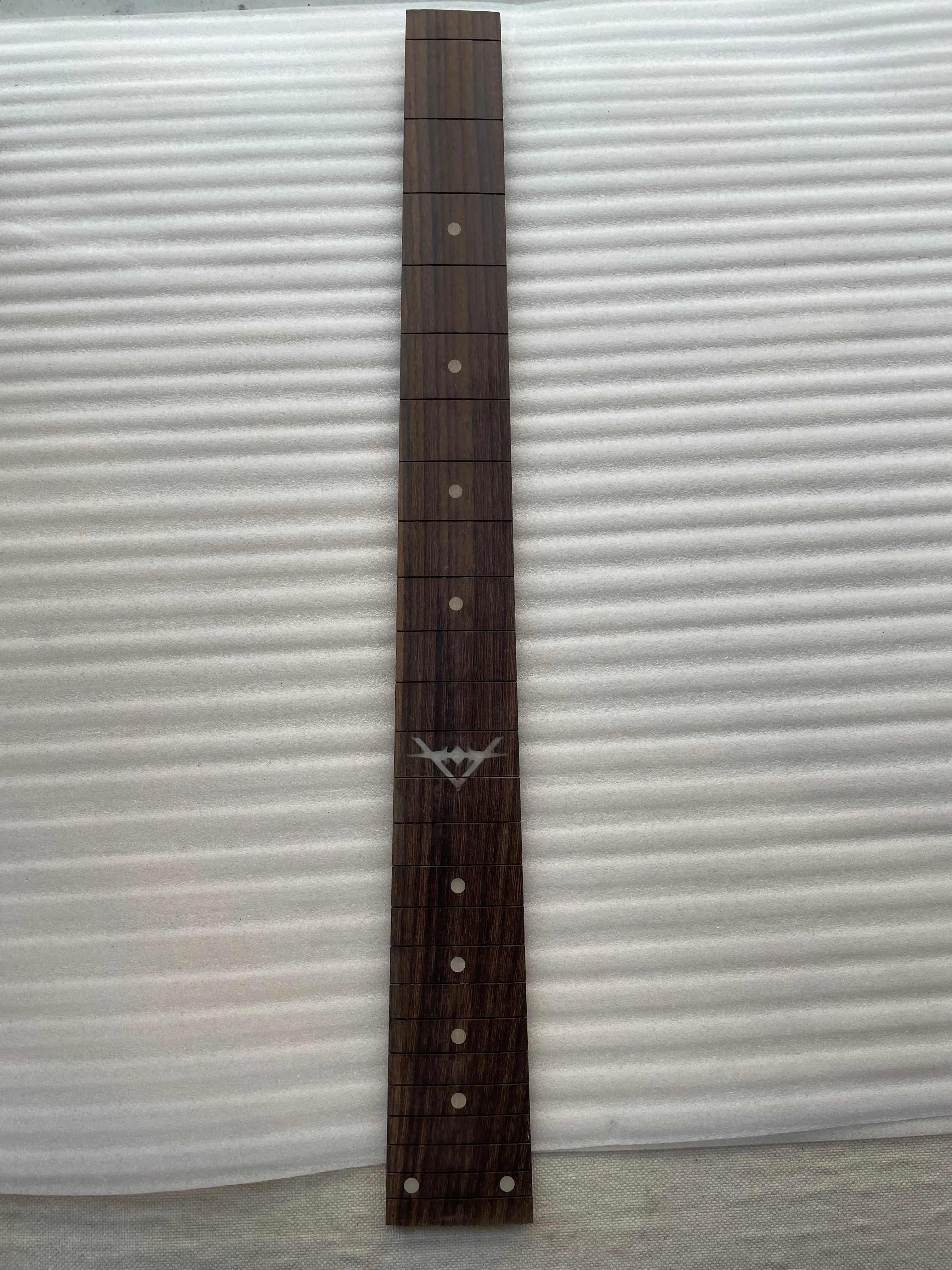 Rosewood Fretboard Guitar Neck Parts, Comfortable and Smooth, DIY, Imitation shell Inlaid, Fingerboard Tool, 1 PC,High Quality