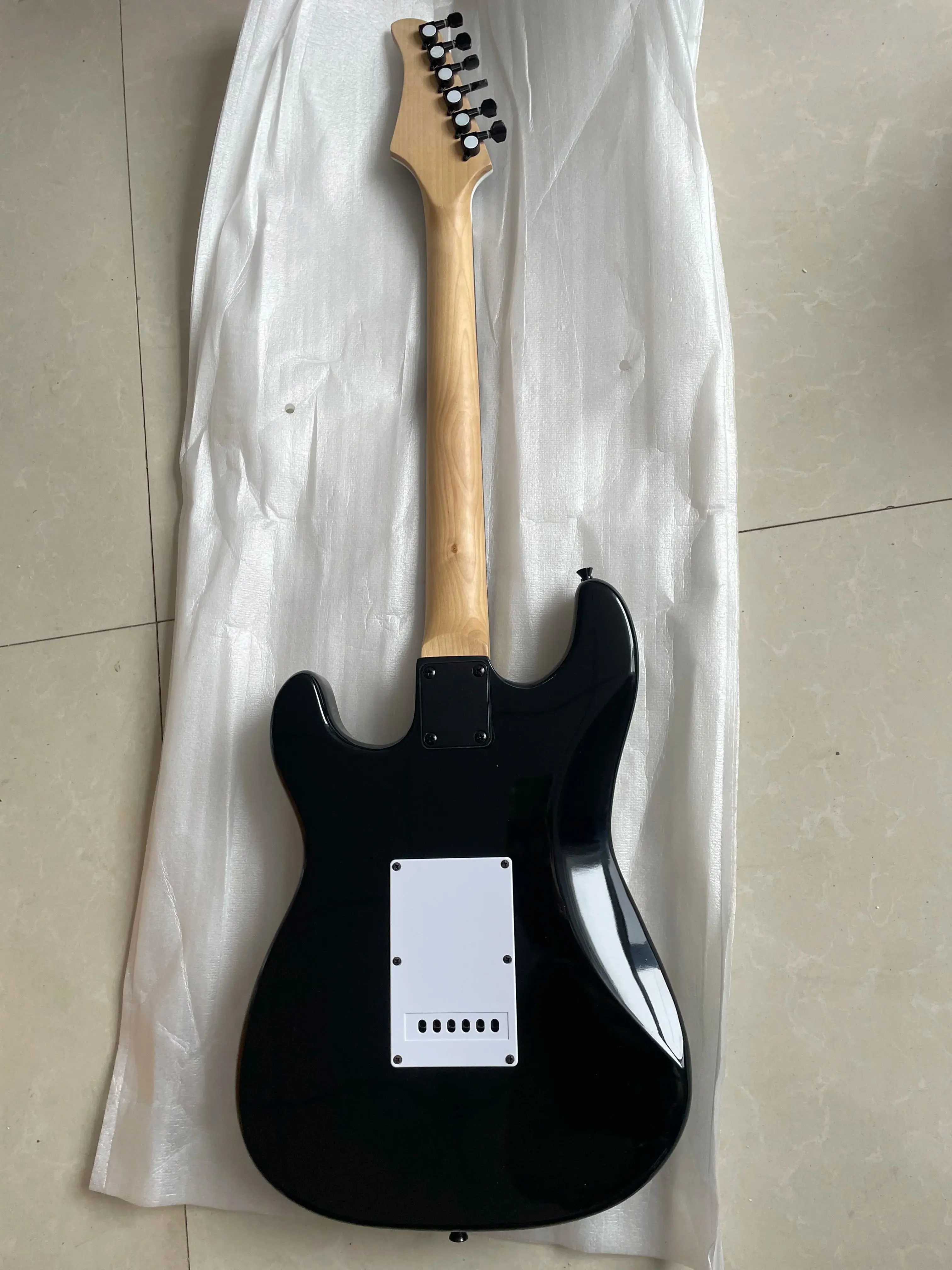 Customized Beautiful Blue Sunset Electric Guitar,Basswood Body,Maple Neck,Real Photos,6 Strings, In Stock, Send in 3 Days,