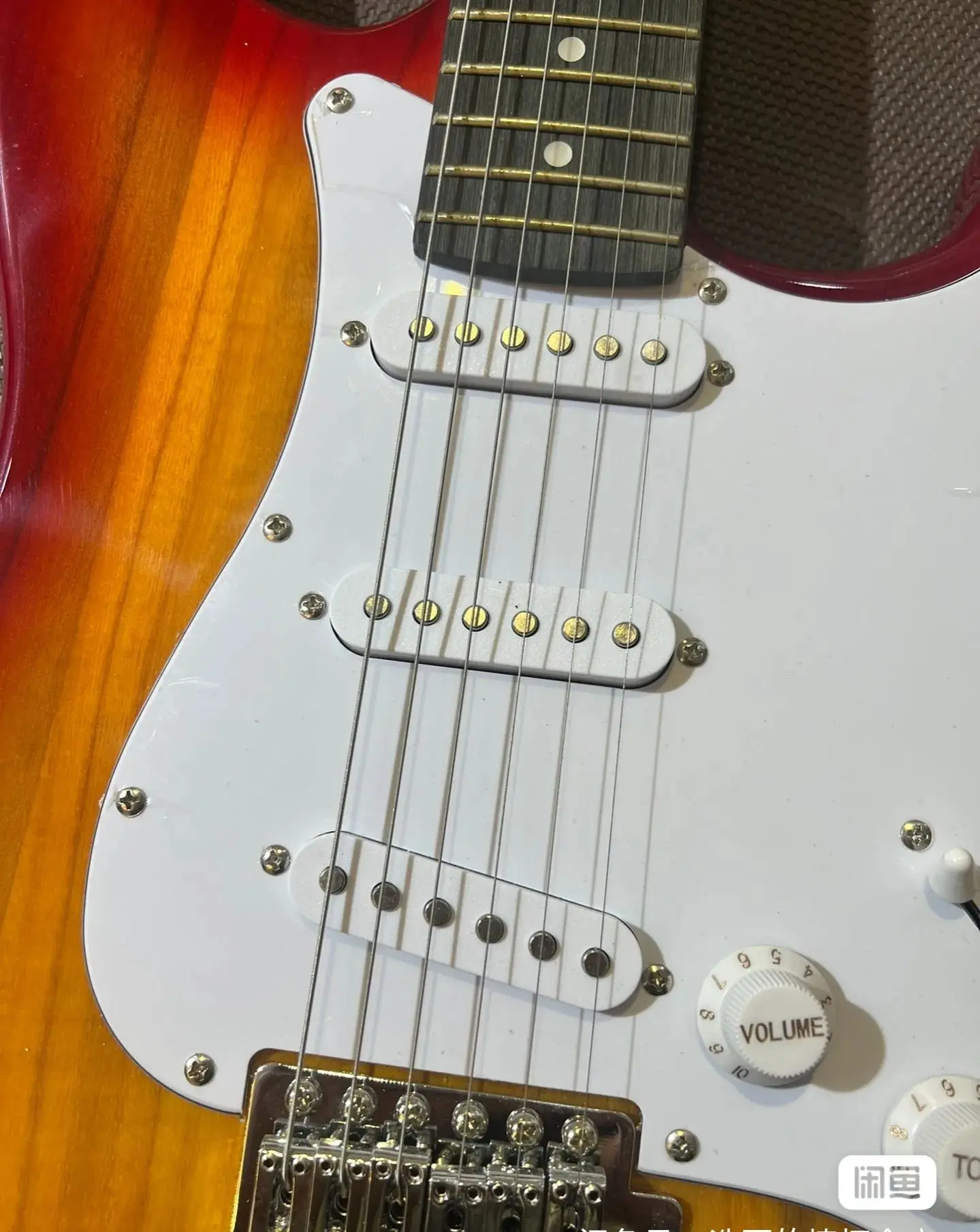 Super Beautiful, Customized Sunburst Electric Guitar,Stock Many Years,Maple Neck & Fingerboard of Engineer Wood,Only One