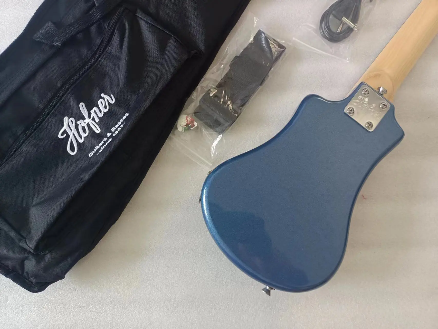Mini Electric Guitar with Free Cotton Soft Bag, High Gloss Bling, Blue Color, Easy Taking Travel Guitar, 34 in, 6 Strings