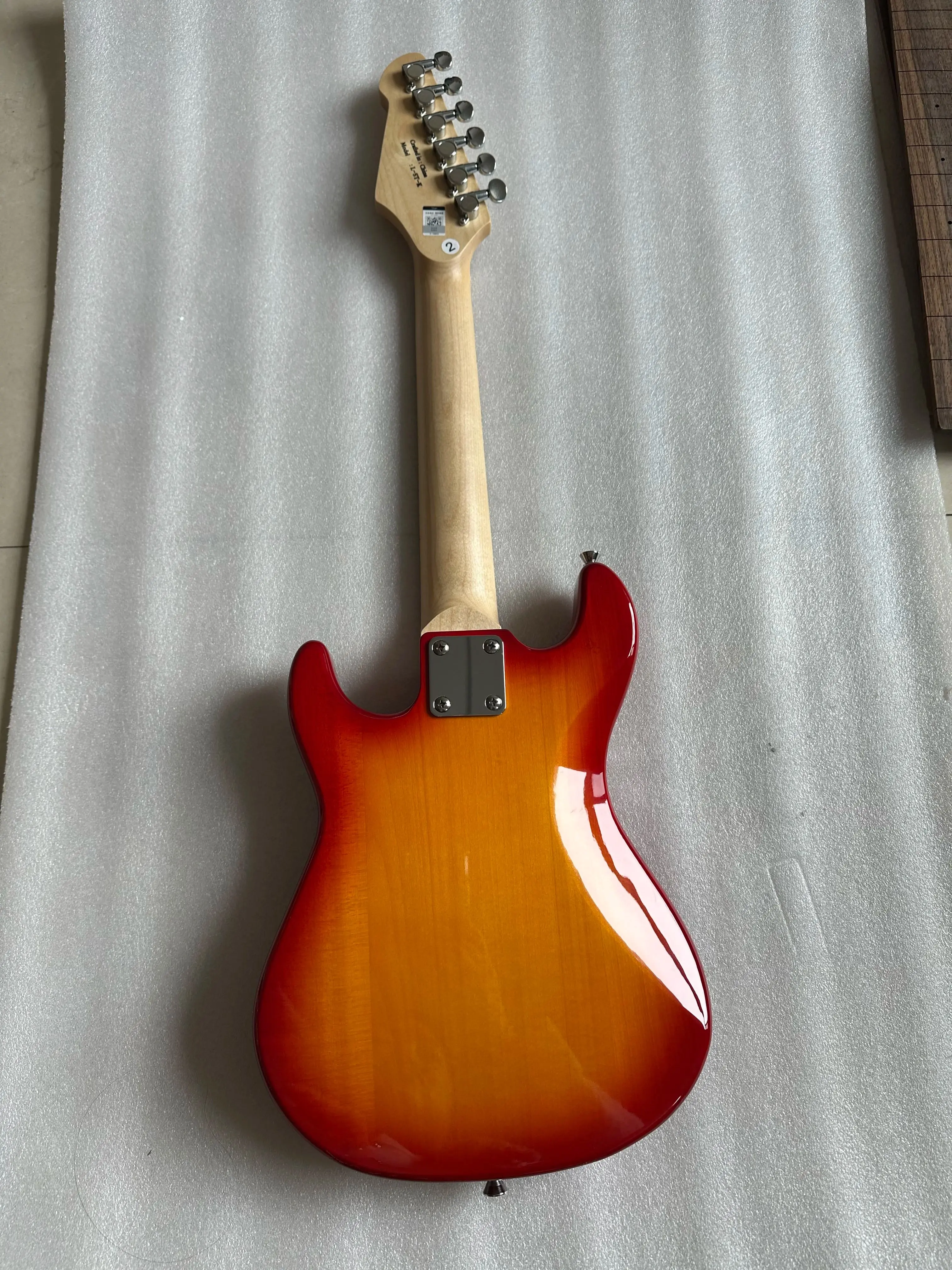 High Quyality Easy Taking Travel Guitar 6 Strings Portable Electric Guitar Mini Guitarra Beautiful Colourful for Children Guitar
