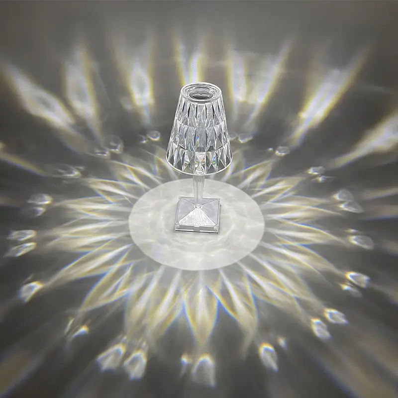 Diamond Table Lamp Acrylic Decoration Desk Lamps for Bedroom Bedside Bar Crystal Lighting Fixtures Gift LED Night Light