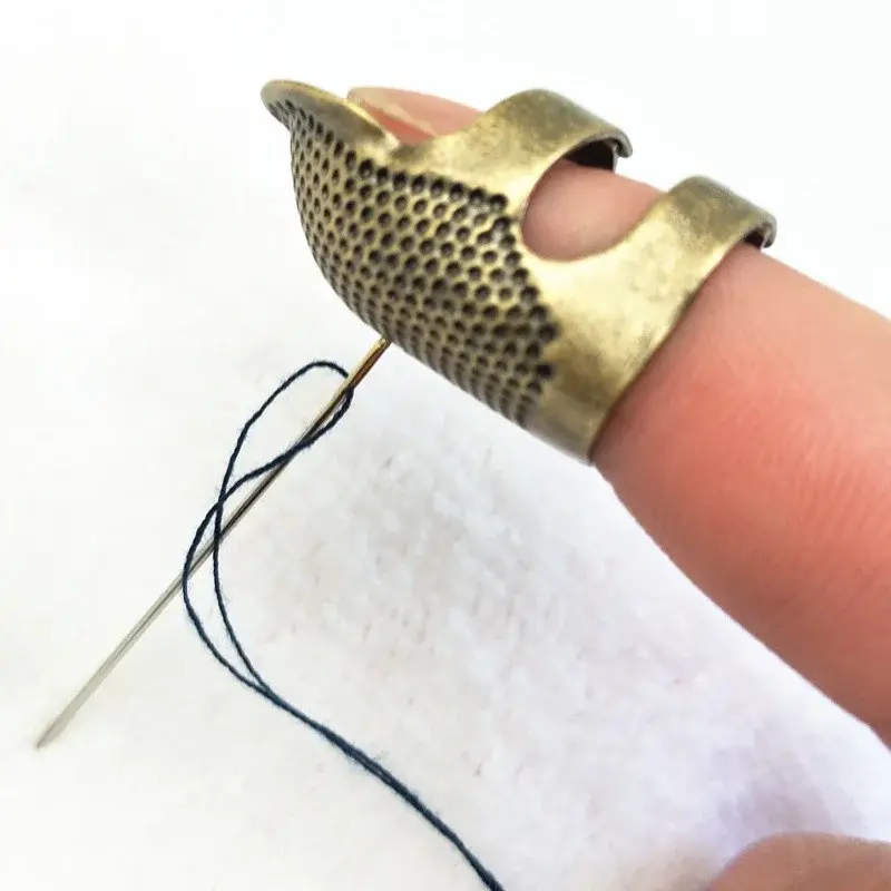 2PCS Retro Finger Protector Ring Handworking Needle Thimble Needles Craft Household DIY Sewing Tools Accessories