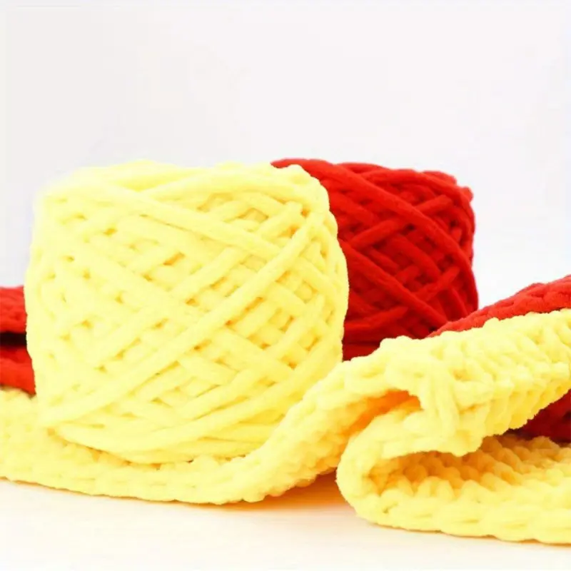 Chunky Blanket Knitting Yarn, Luxury Thick Polyester Jumbo Weaving Crochet Craft Yarns for Throw Blanket Pillows 100g/1Ball
