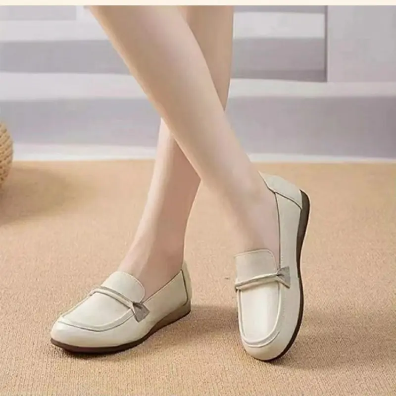 Spring summer and autumn mother's shoes soft shoes calfskin casual swelling comfortable shoes