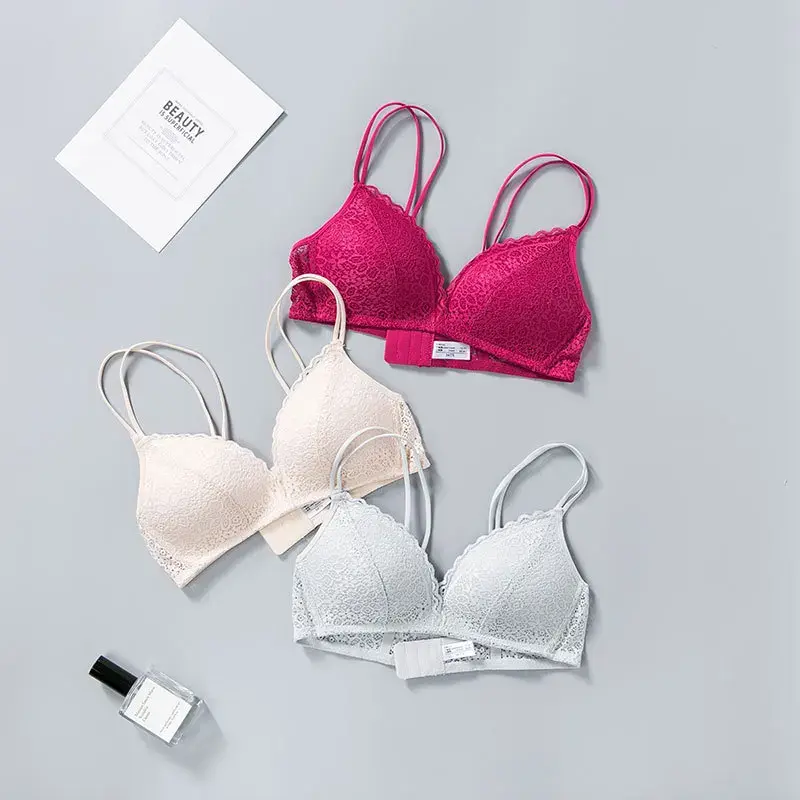 Wirefree Bra Women Push Up Sexy Underwear Thin Breathable Girls Bras Hollow Out Lace Brassiere Sleep Bra