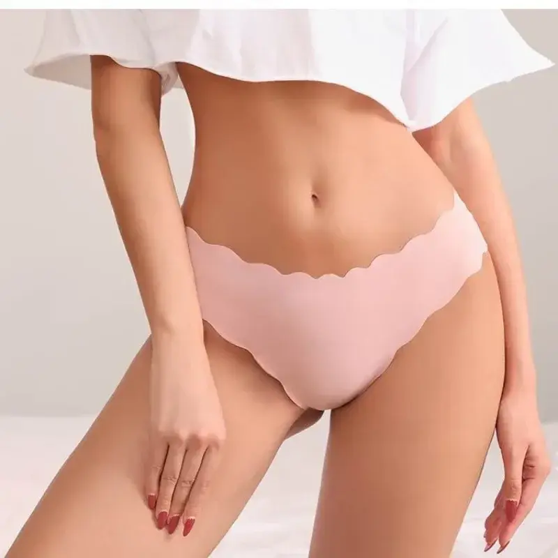 Sports Women's Panties Seamless Briefs Mid Rise Underwear Female Soft Comfortable Silk Briefs Underpants Sexy Lingerie Panty