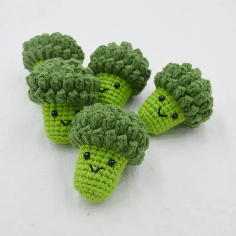 Creative Cute Cartoon Green Broccoli Shape Vegetable Pendant Handmade Exquisite Fashion Personality Decorative Keychain