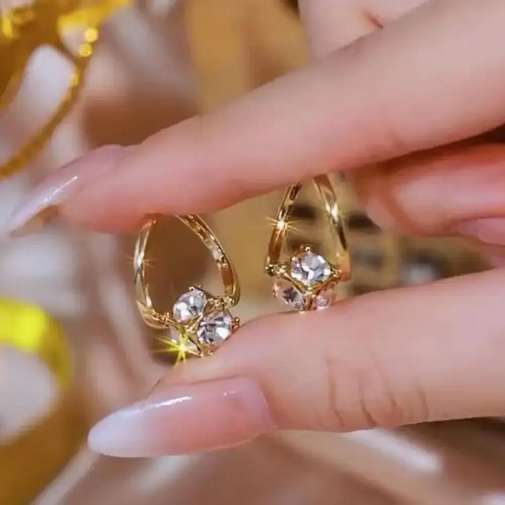 Luxury Cubic Zirconia Hoop Earrings Wedding Party Elegant Accessories for Women Anniversary Gift Jewelry Stud Earrings for Women