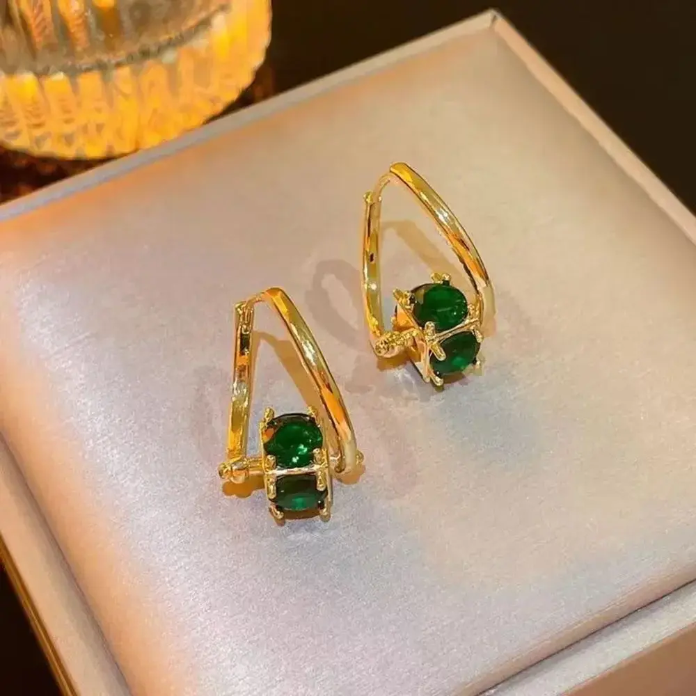 Luxury Cubic Zirconia Hoop Earrings Wedding Party Elegant Accessories for Women Anniversary Gift Jewelry Stud Earrings for Women