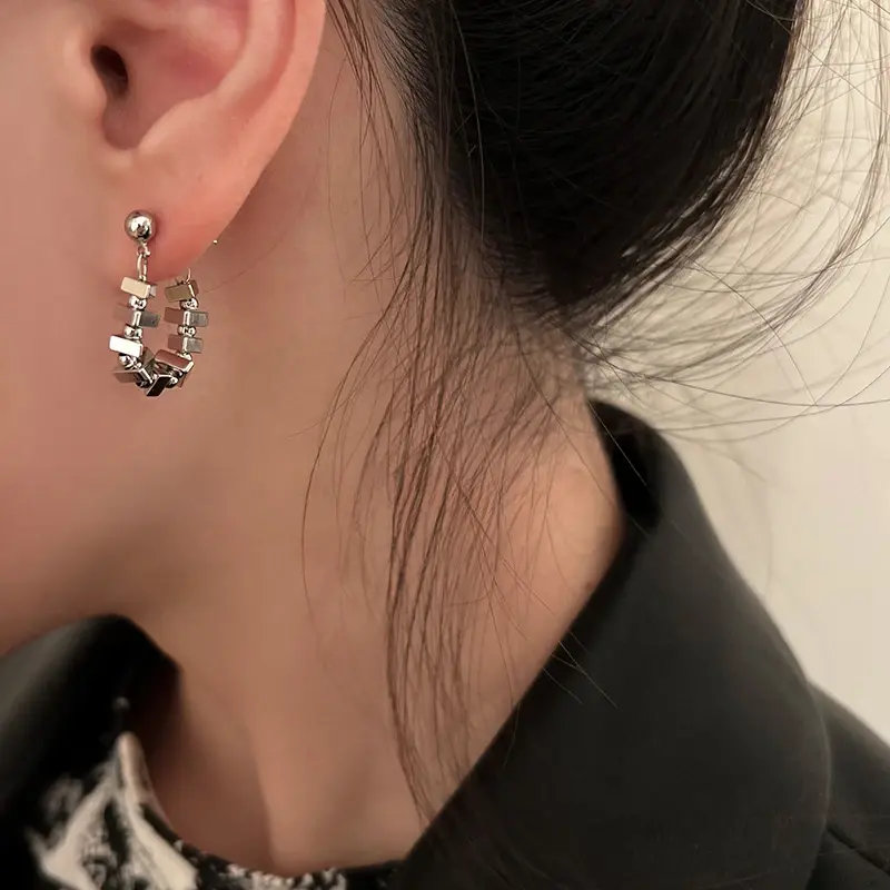 Niche Design Geometric Square Chain Earrings for Women New Retro Simple Temperament Earrings Trendy Jewelry Accessories
