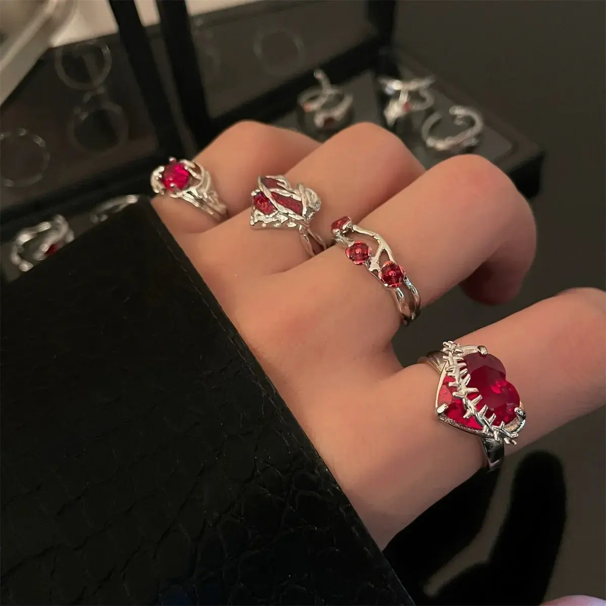 Goth Punk Retro Red Crystal Love Heart Cross Geometry Irregular Open Ring Set Y2K Halloween Accessories For Women Kpop Jewelry
