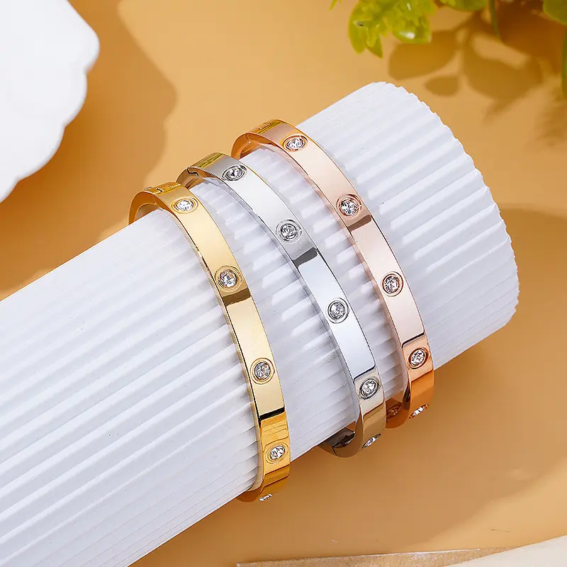 Luxury LOVE Crystal 6mm Thickness Bangles High Quality PVD Stainless Steel Oval Bracelet No Fade Jewelry for Women Gift