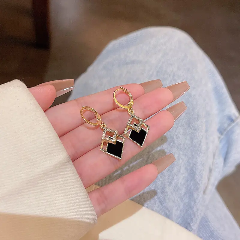 Delicate Black Double Rhombus Ear Buckle Korean Trendy Personality Niche Rhinestone Earrings for Women Jewelry Drop Earring