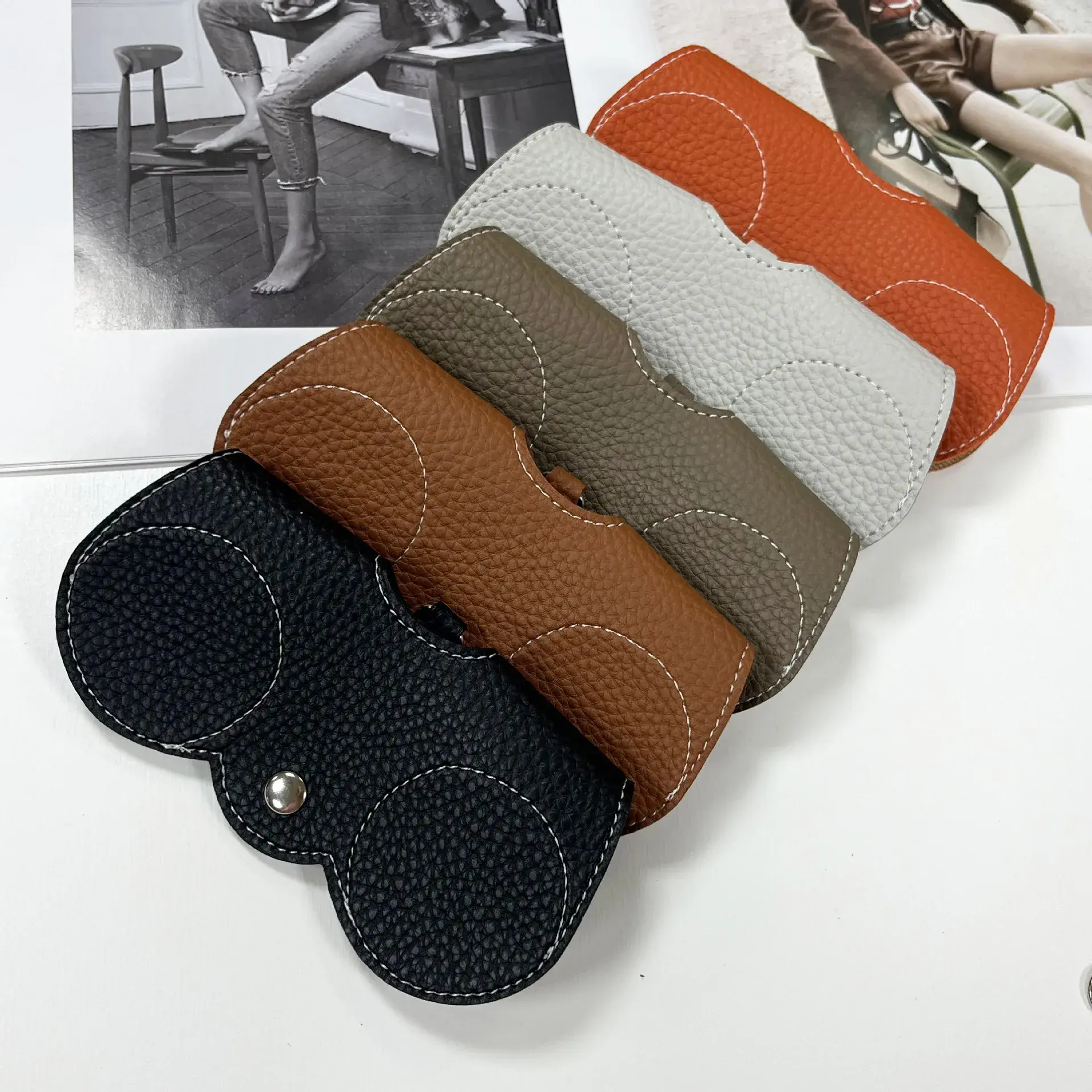 New PU Leather Eyeglasses Storage Bag Portable Fashion Lanyard Sunglasses Bag Protective Case Eyeglasses Bag