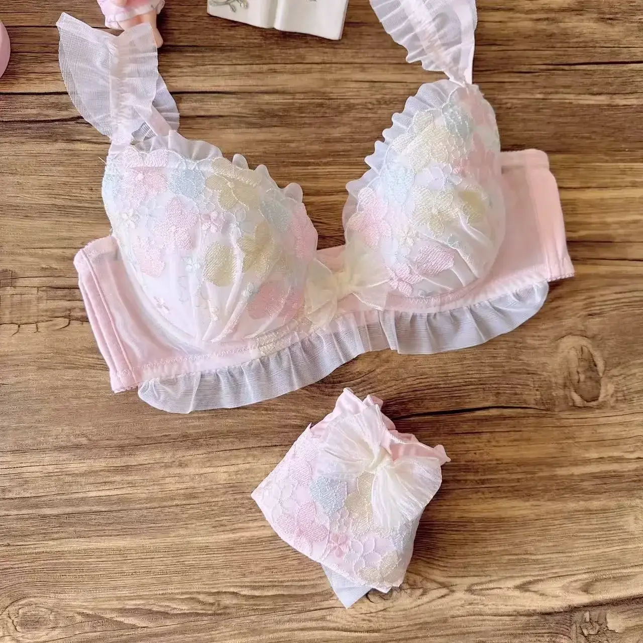 Japanese Beautiful Sunflower Embroidered Underwear Cute Three Color Intimates Cover Brief Sets Girl Gathering Underwear Bra Set