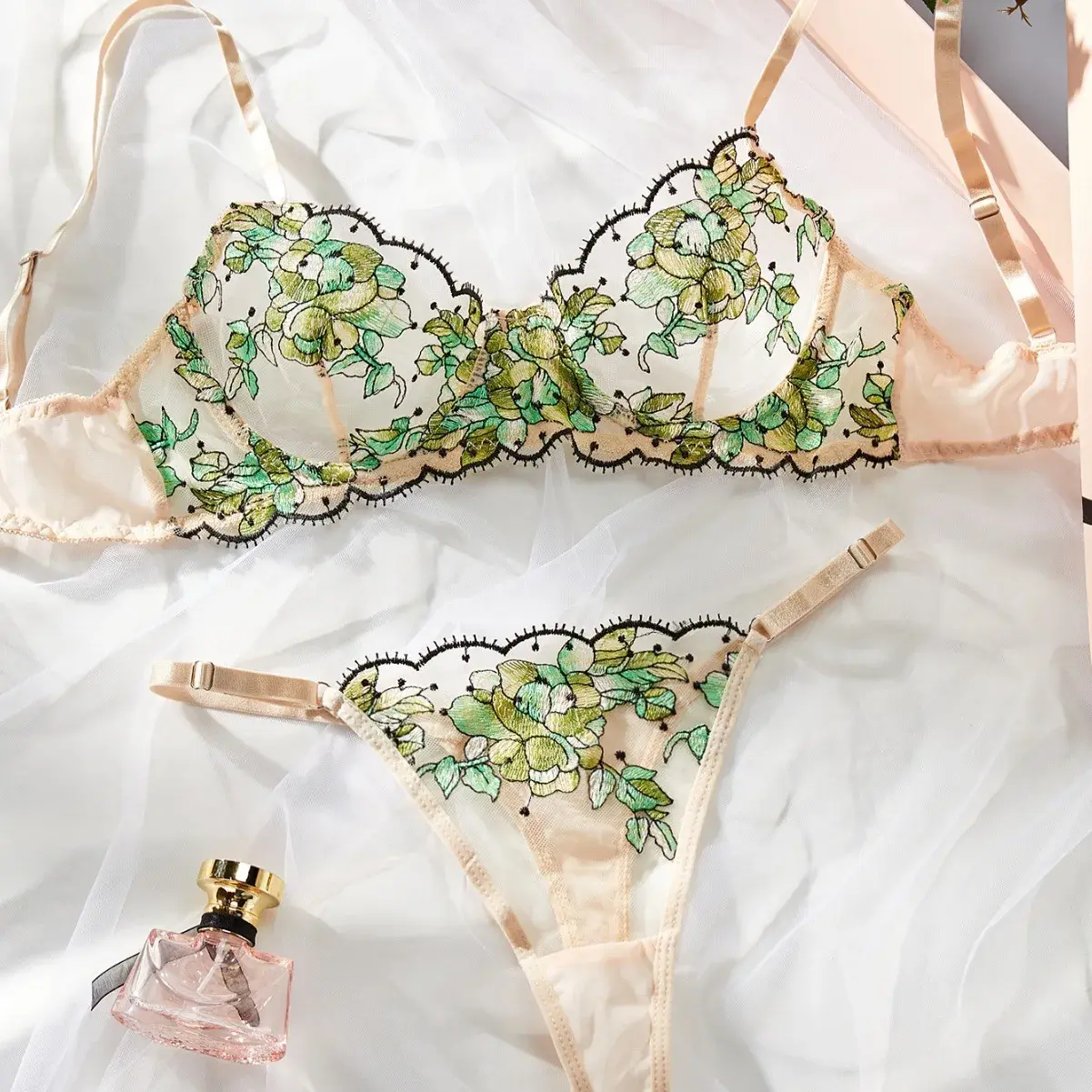 Floral Embroidery Lingerie See-through Mesh Sexy Comfortable Underwear Bra Set Simple and Generous Erotic Bra Suit