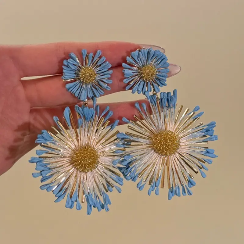 Bohemian Hand-Woven Flower Earring Fresh Elegant Sweet Raffia Fashion Stud Ear Decorations Accessories Ear Jewelry Gift