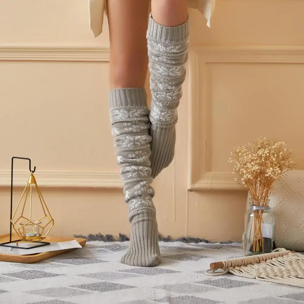 Christmas Knees Boot Socks Soft Legs Stocking with Deer Snowflakes Patterns Thigh High Long Socks for Girls Women Gifts