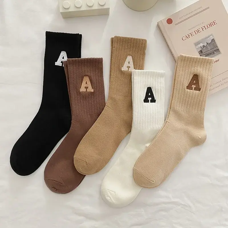 Women's Korean Socks Autumn Winter Trend A- Letter Long Socks Ins Fashion Versatile Breathable Mid Tube Sports Socks