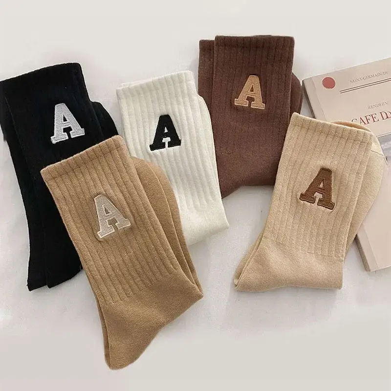 Women's Korean Socks Autumn Winter Trend A- Letter Long Socks Ins Fashion Versatile Breathable Mid Tube Sports Socks