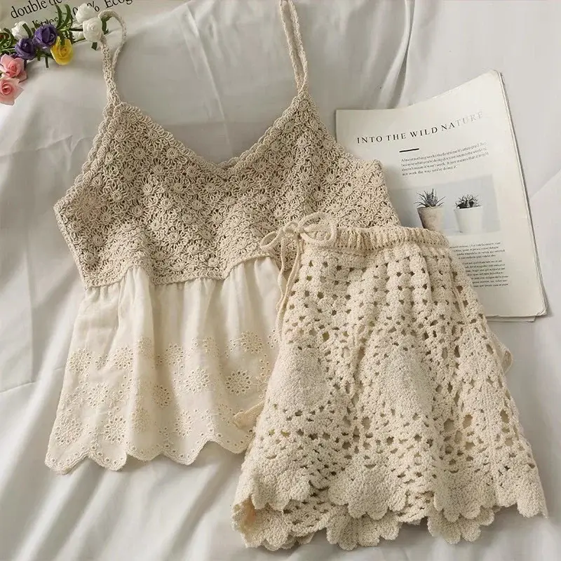 Women Cotton Crochet Shorts Summer Beach Circle Pattern Lace Shorts Elasticated Waist Scalloped Edge Chic Two-piece Set