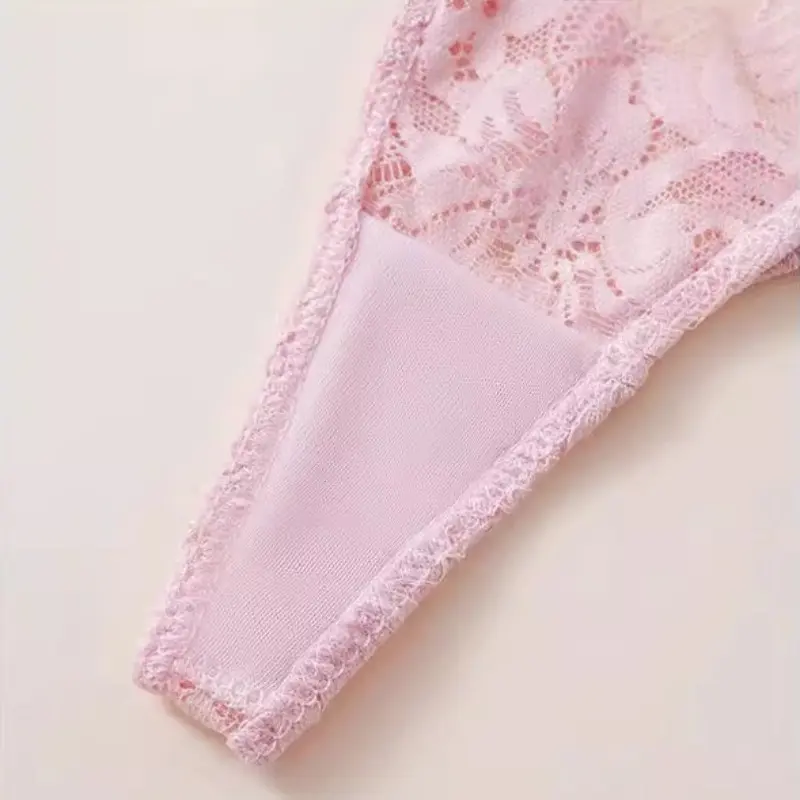 Sexy Panties Women's Lace Underwear Low-Waist LOVE Sexy Underwear Cotton Crotch Breathable Thong Without Trace Briefs
