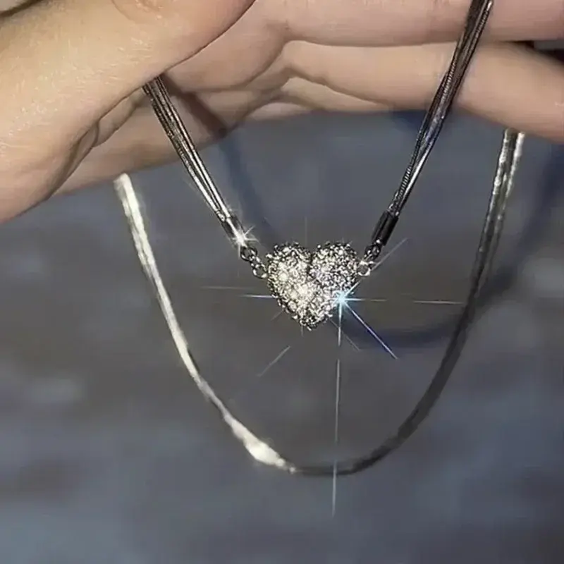 Elegant Heart Shaped Zircon Pendant Necklace Fashion Multilayer Magnetic Clasp Clavicle Chain for Women New Party Gift Jewelry