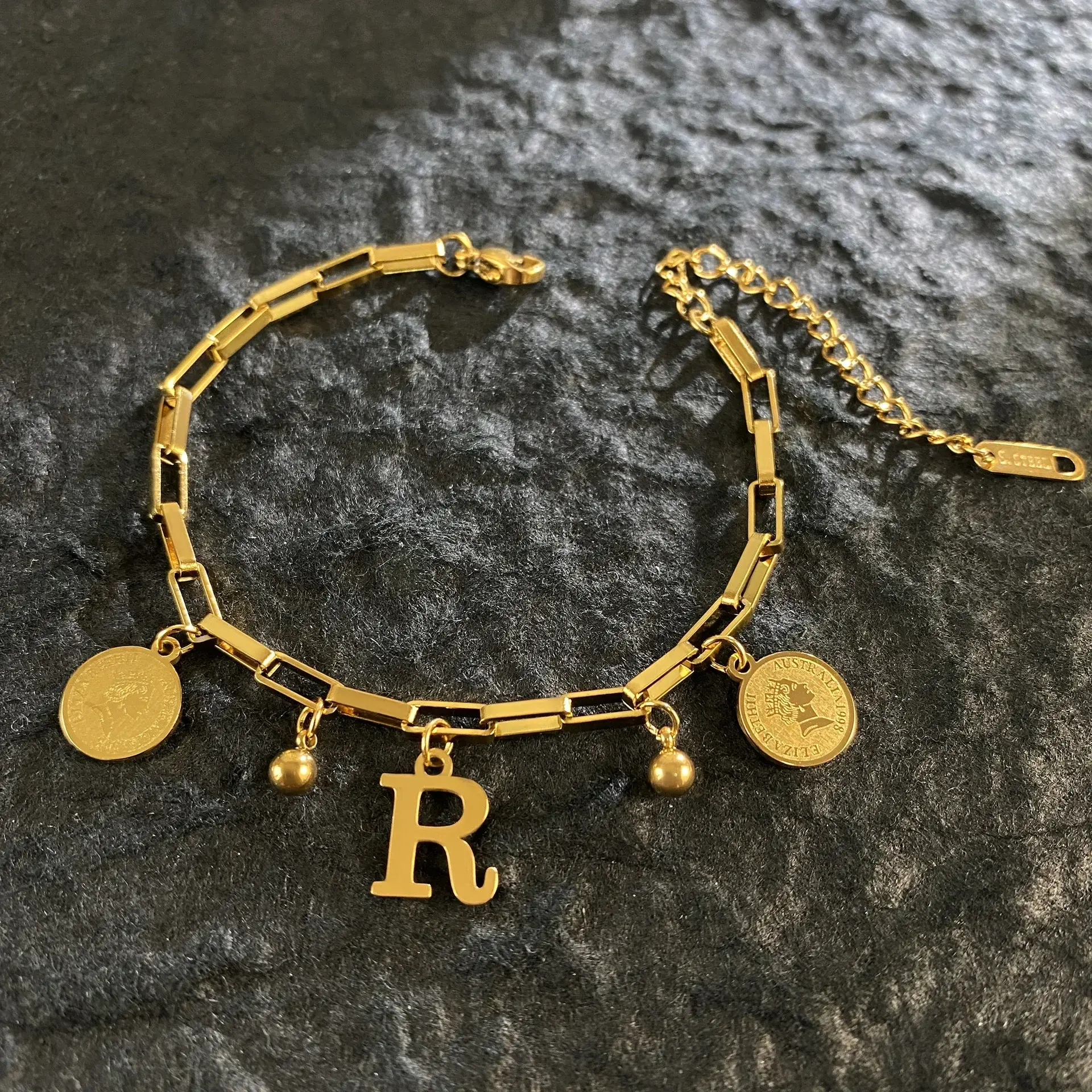 Gold Stainless Steel Bracelet Ladies Letter Pendant Hip Hop Adjustable Bracelet Women Round Chain Jewelry Accessories