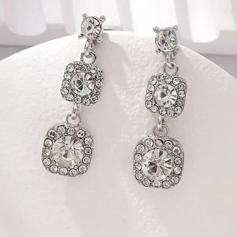 Sparkling Women Dangle Earrings with AAA Cubic Zirconia Silver Color Exquisite Female Accessories Wedding Fashion Jewelry
