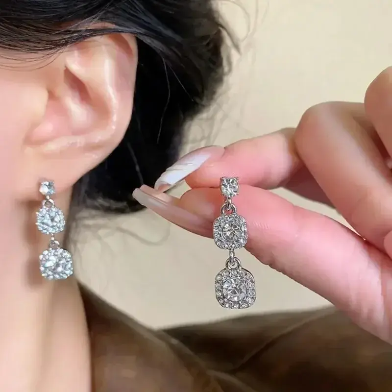 Sparkling Women Dangle Earrings with AAA Cubic Zirconia Silver Color Exquisite Female Accessories Wedding Fashion Jewelry