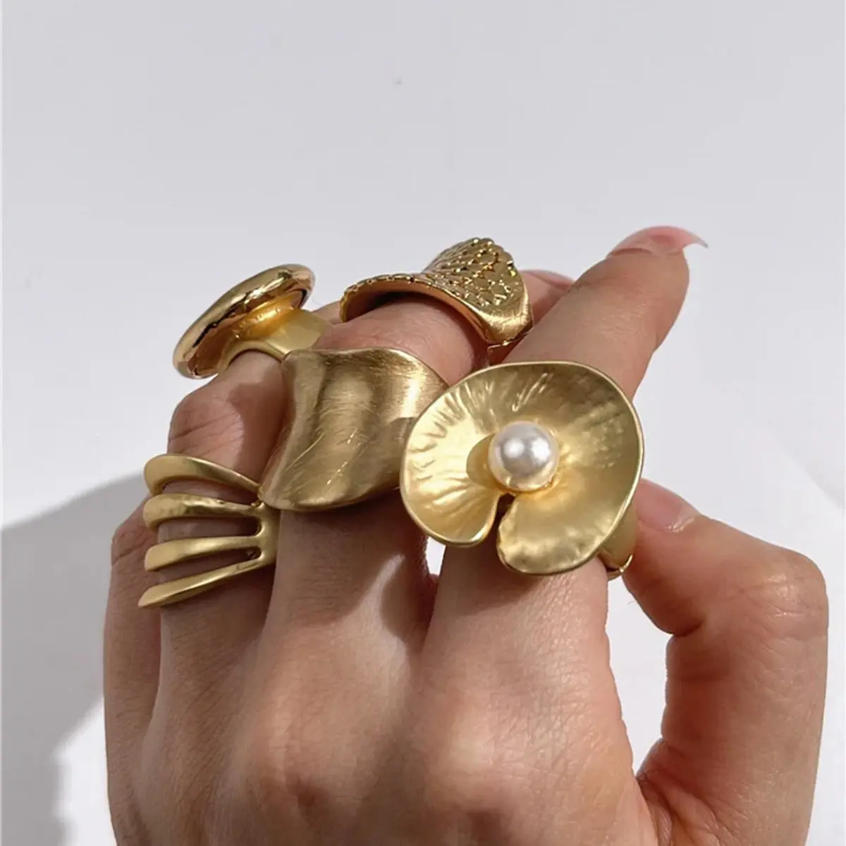 Irregular Chunky Big Geometric Gold Silver Color Rings for Women Men Personality Elastic Rope Connection Finger Ring Accessories
