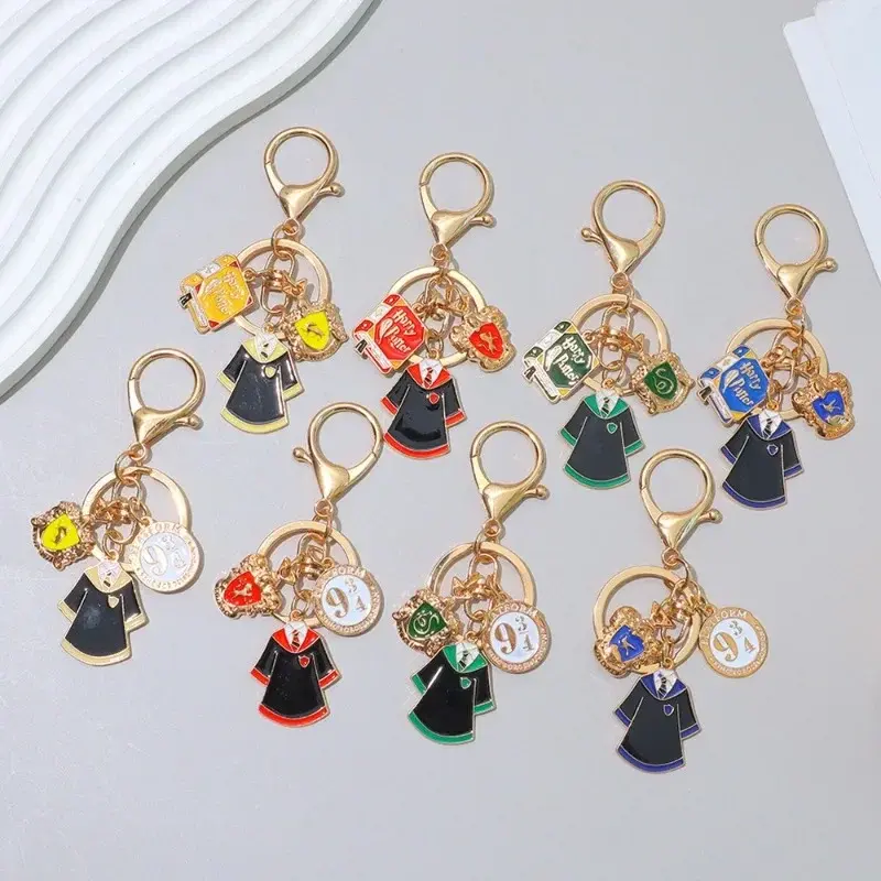 Metal Cloak Keychain Magic World Jewelry Gifts Keychain Decoration Pendant Car Backpack Ornaments Kids Gifts Cute Keychain