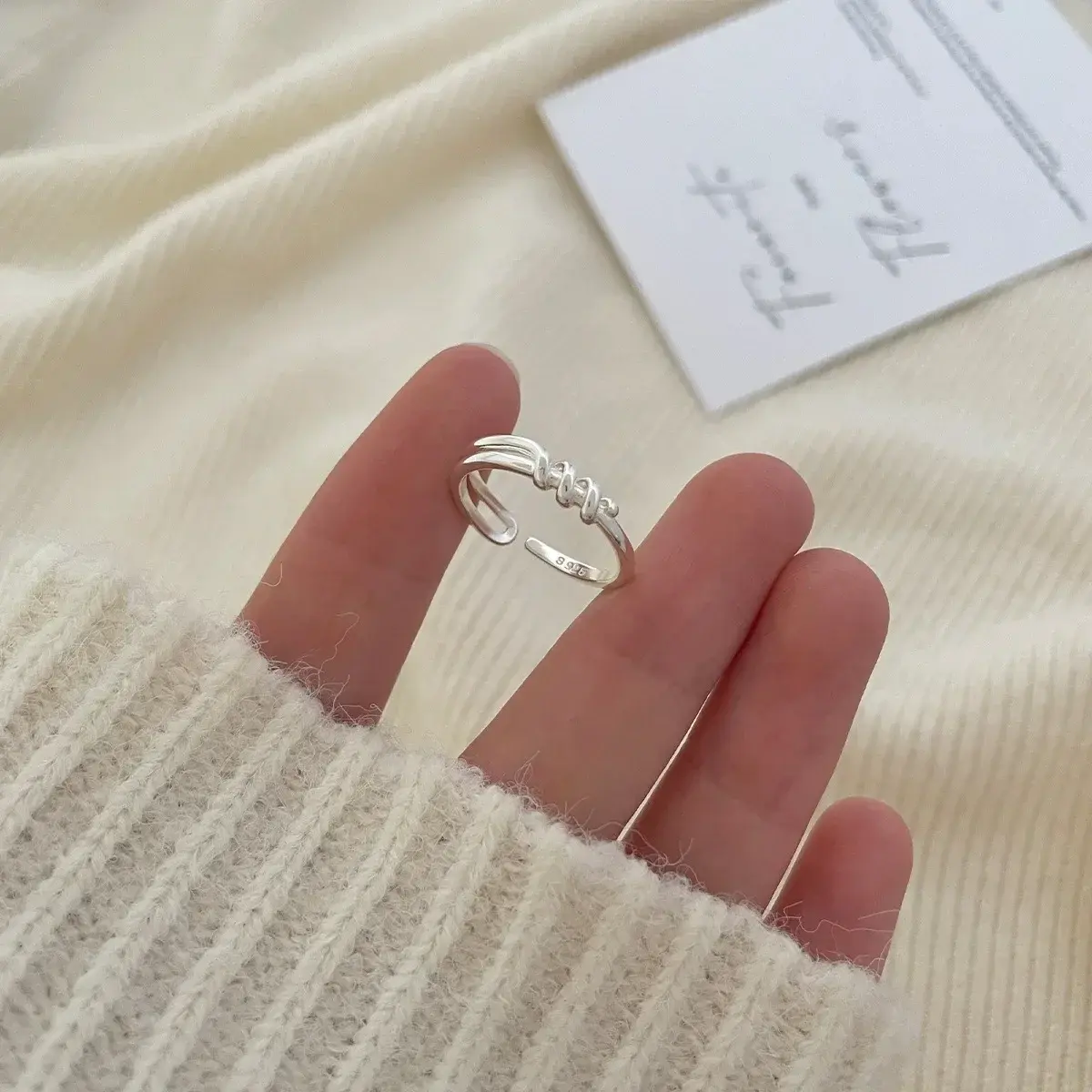 Pearl Rings for Women Niche Design High-end Index Finger Ring Ins Fashion Minimalist Temperament Personalized Party Jewelry Y2k
