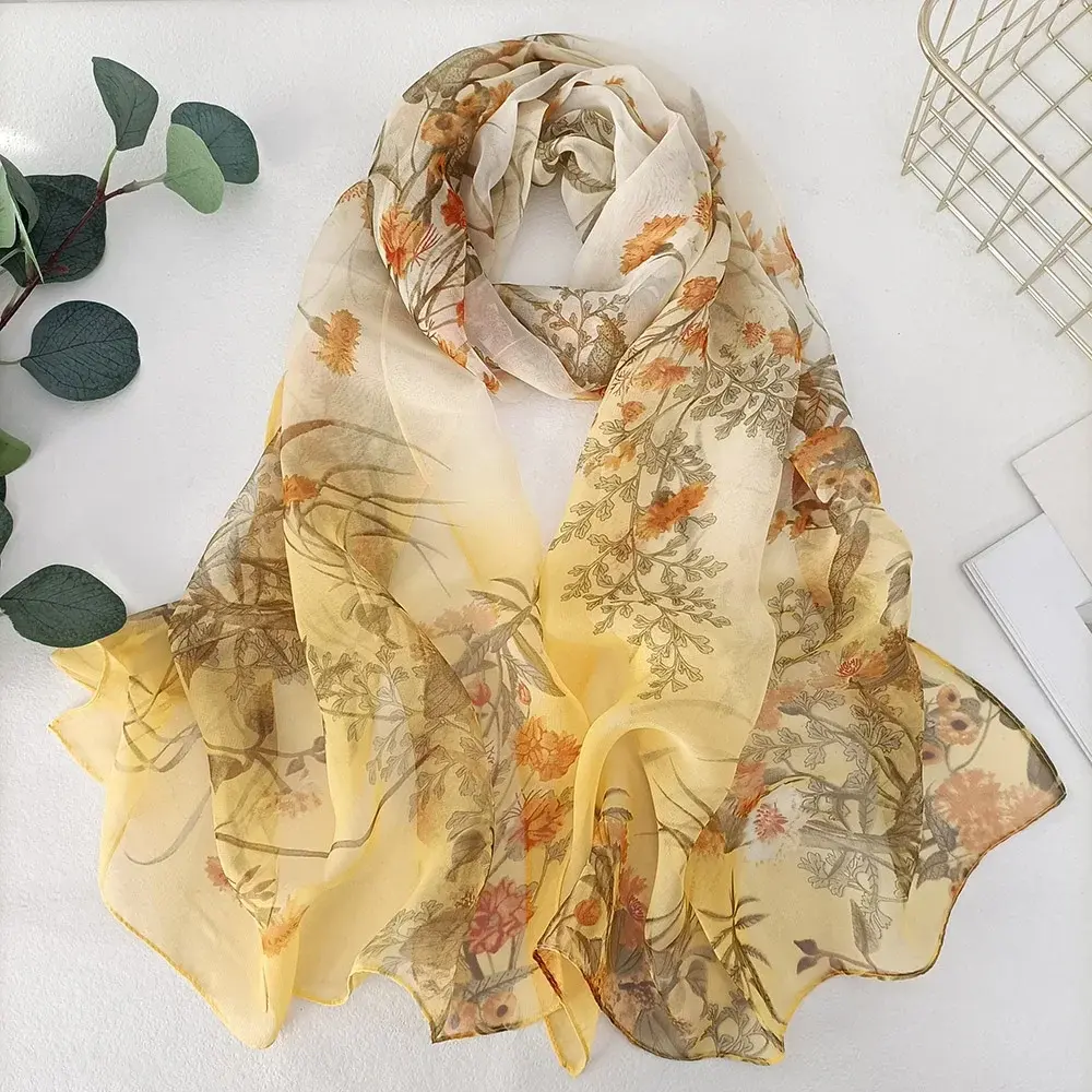 Luxury Women Elegant Beach Neck Scarf Female Silk Shawls Print Headband Summer Lady Wraps Sunscreen Wraps Sunscreen Hijab