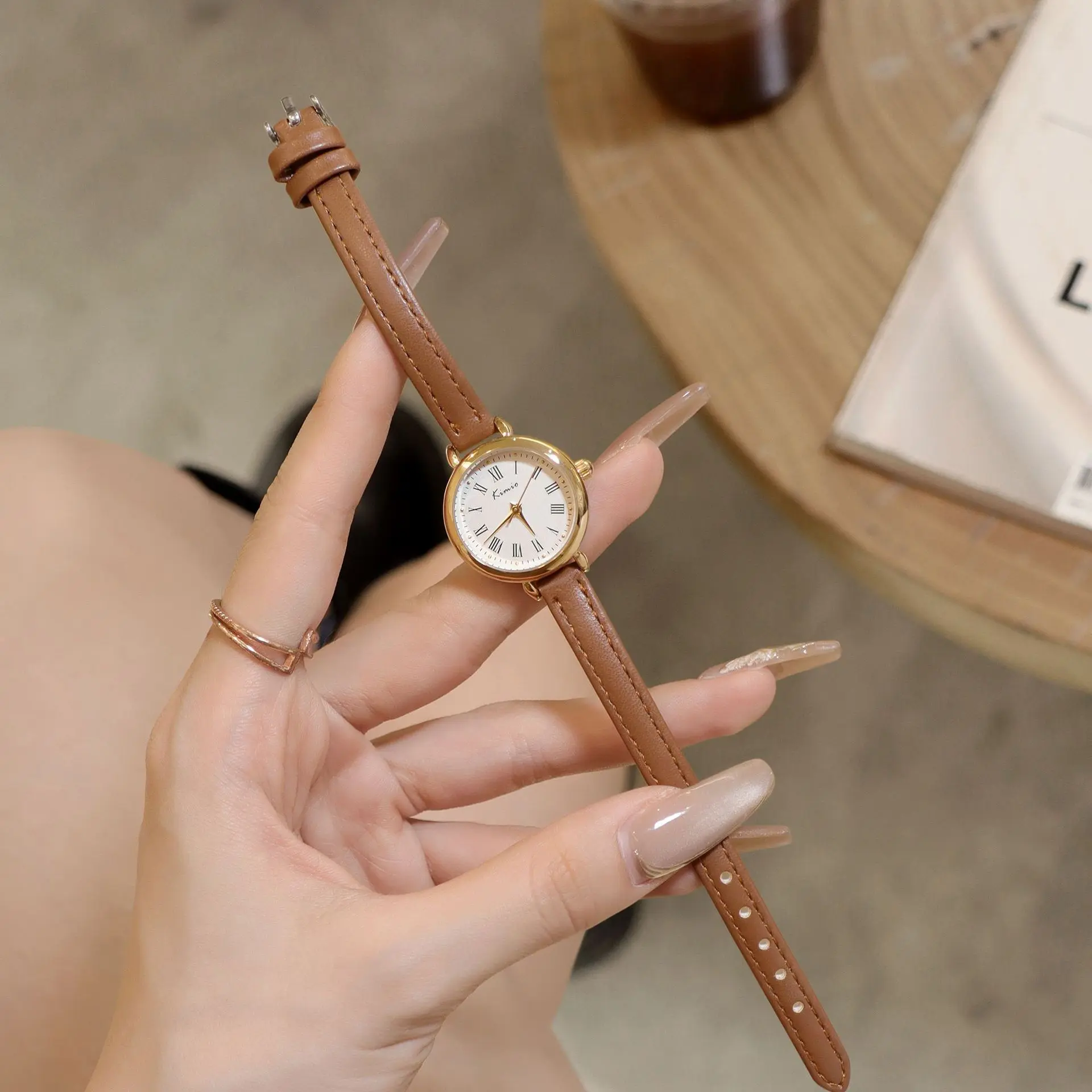 Simple Women's Watches Small Round Girl's Belt Watches Quartz Wristwatches Women's Watch Gift Reloj Para Mujer Women Watch