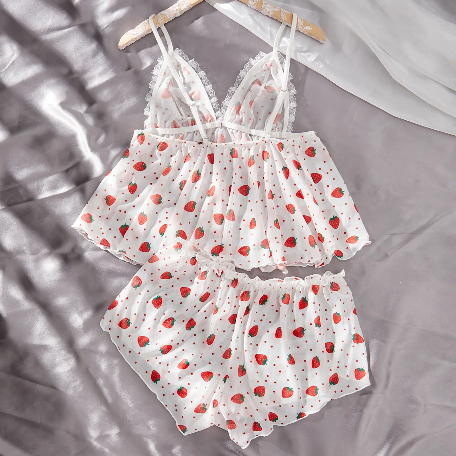 Women Pajama Shorts Set Strawberry Print Lace Trim V Neck Cami Tops Mini Shorts 2 Pcs Sleepwear Outfit