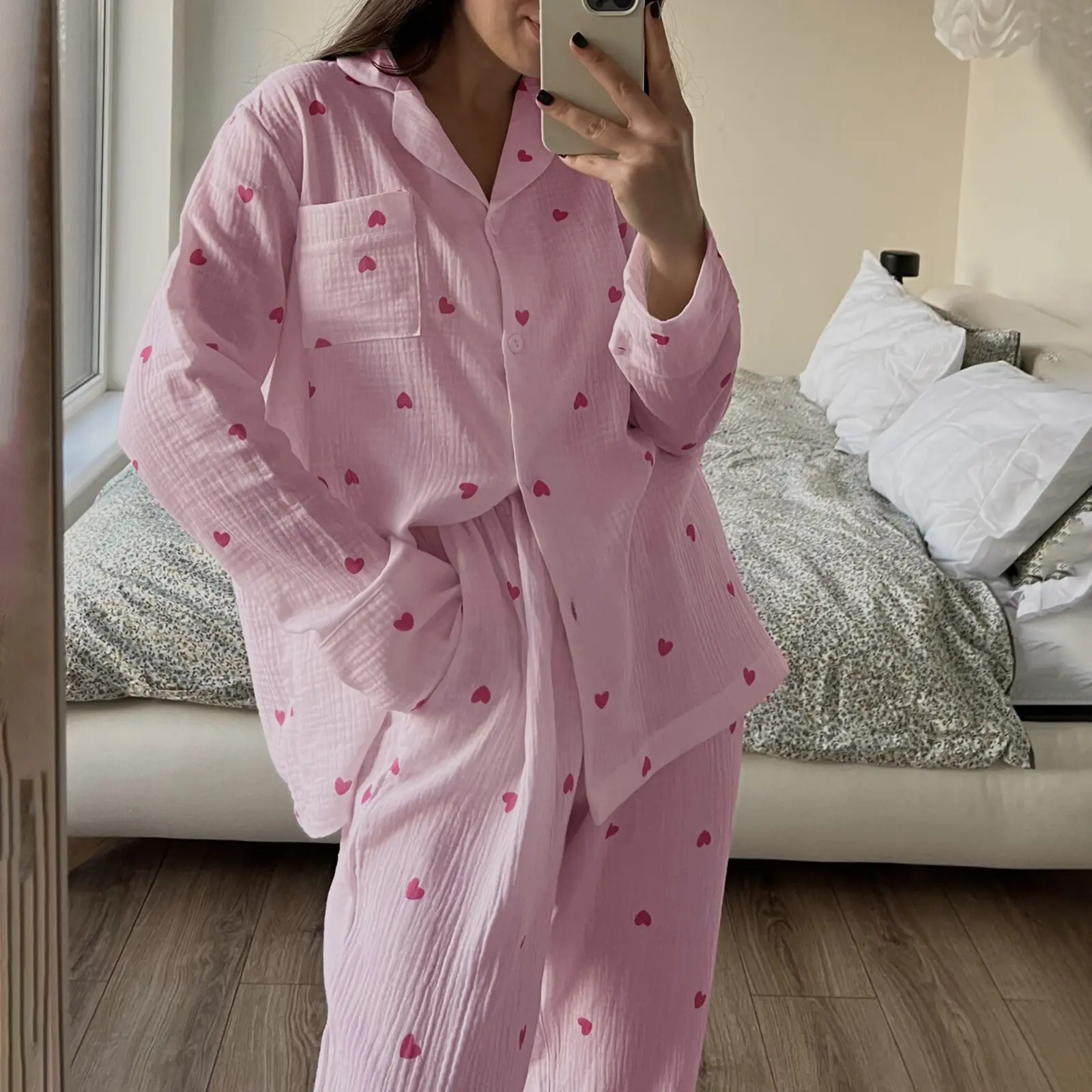 Women Pajama Set Heart Print Lapel Neck Button-up Long Sleeve Tops Long Pants 2-Piece Loungewear Valentine's Day Outfit