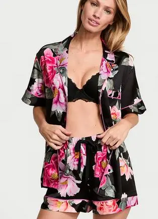 Women Floral Pajama Set, Short Sleeve Button Closure Shirt with Shorts Sleepwear Loungewear