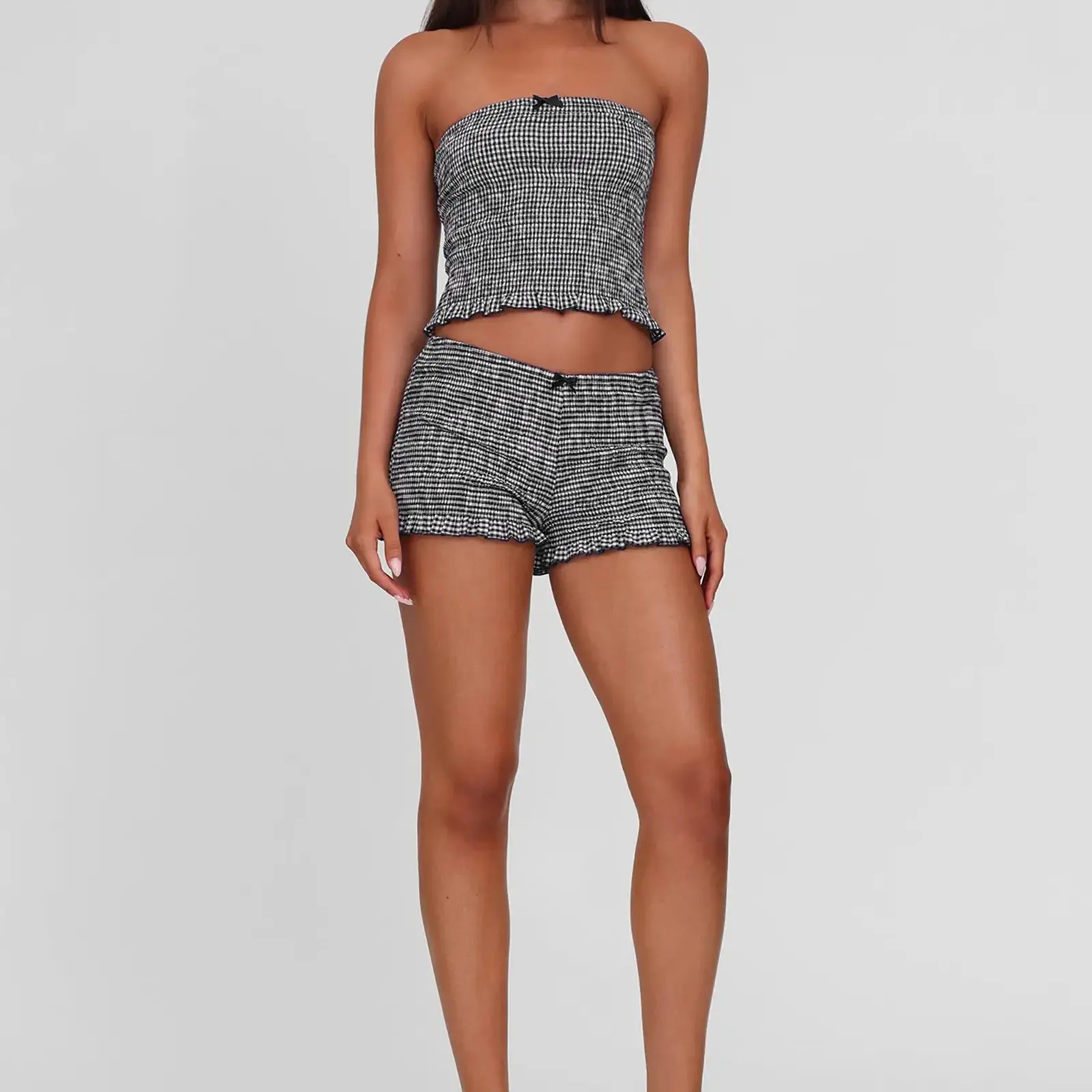 Plaid Smocked Pajama Sets for Women Summer Strapless Sleeveless Crop Tube Tops and Shorts Slim Fit Soft Sleepwear