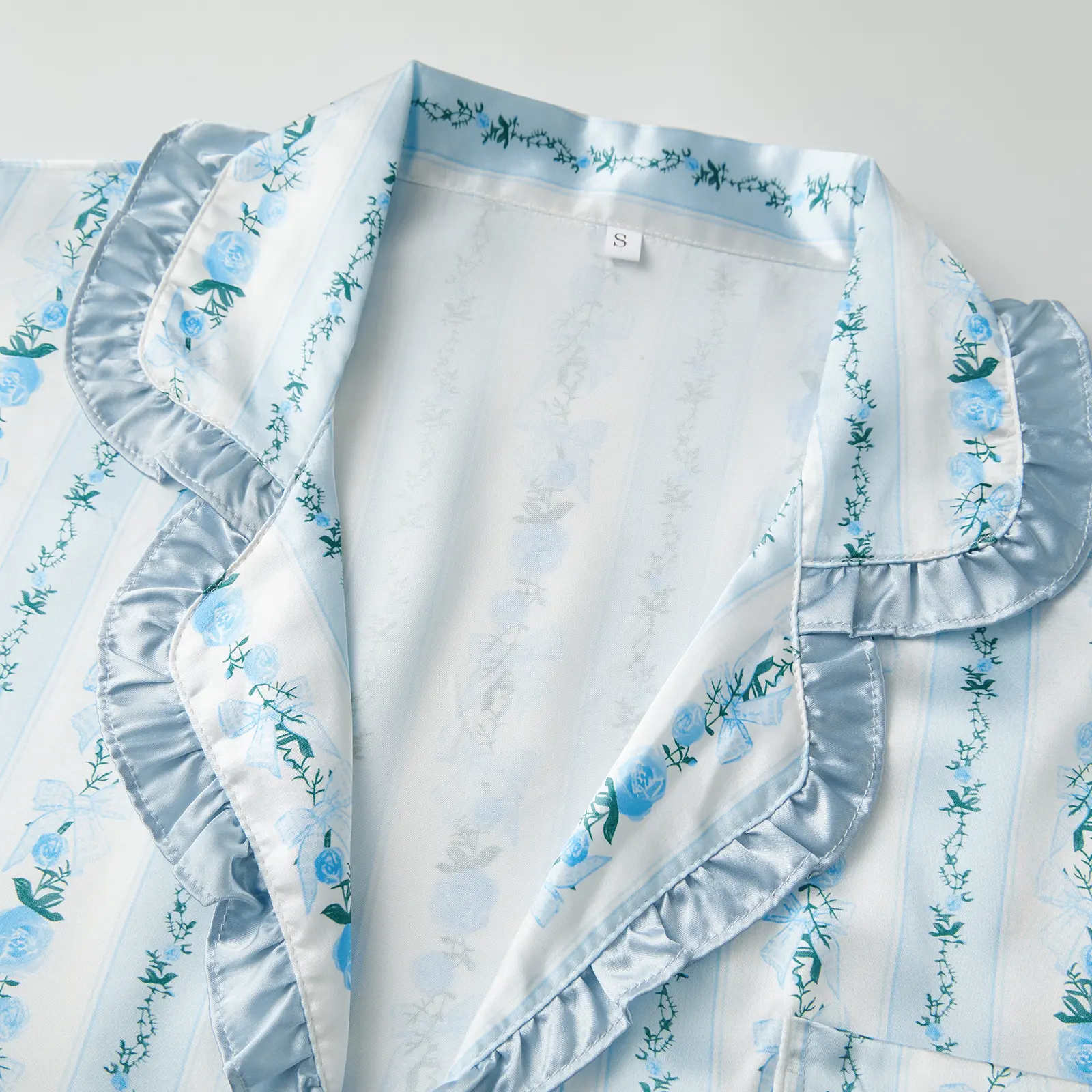 Women Pajamas Set 2 Pieces Loungewear Suits Floral Print Short Sleeve Tops and Shorts 2 Piece Loungewear Outfits