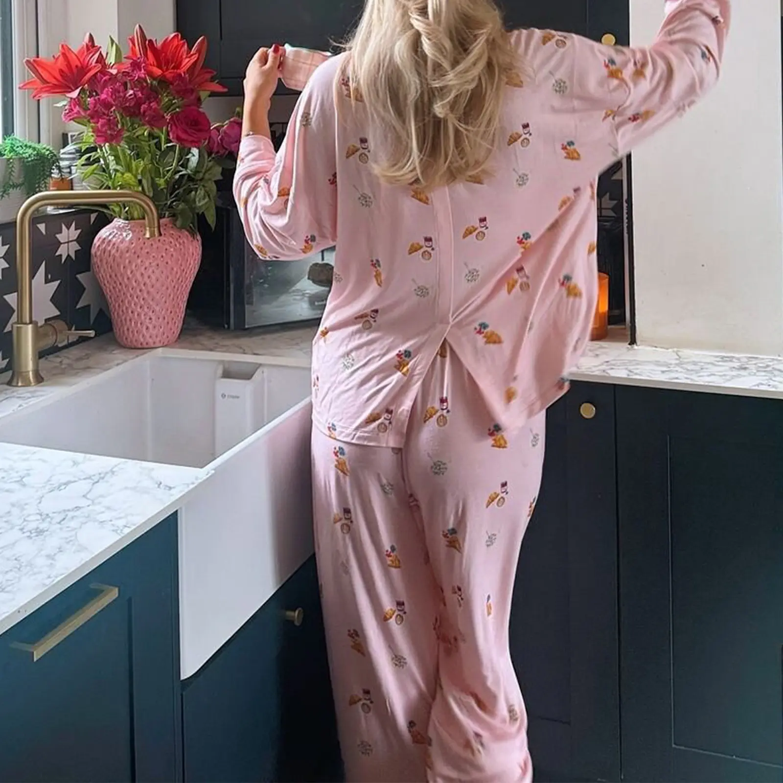 Women’s 2 Piece Pajama Set Long Sleeve Breakfast Print Pocket Shirt + Pants Set Loungewear