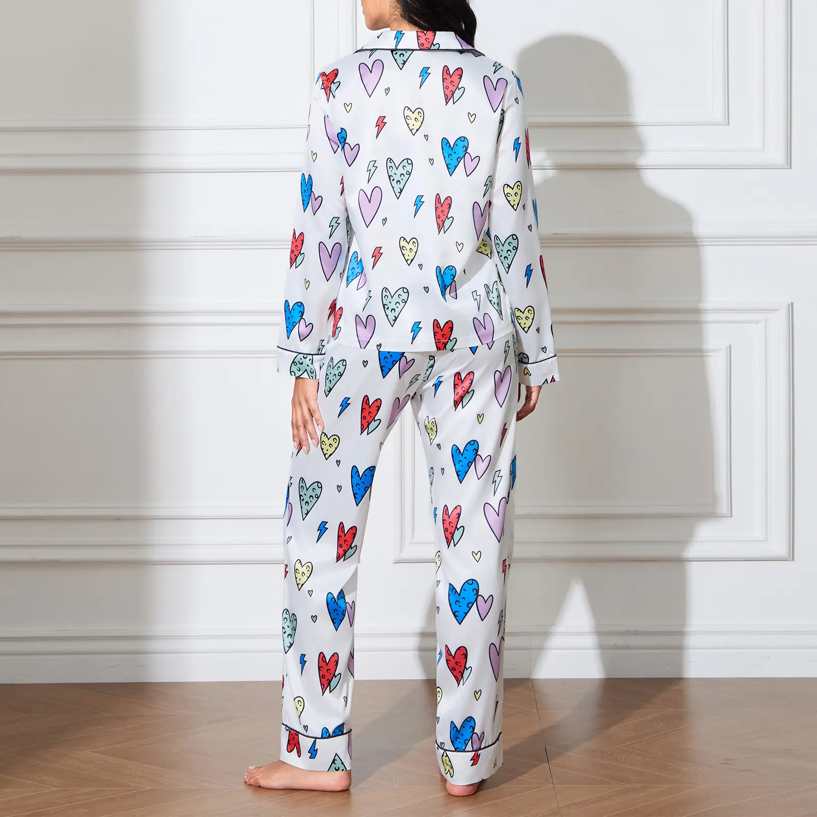 Women's Fall Pajamas Set Love Heart Pattern Button Down Long Sleeve V-Neck Tops with Pants Lounge Wear 2 Pcs Set