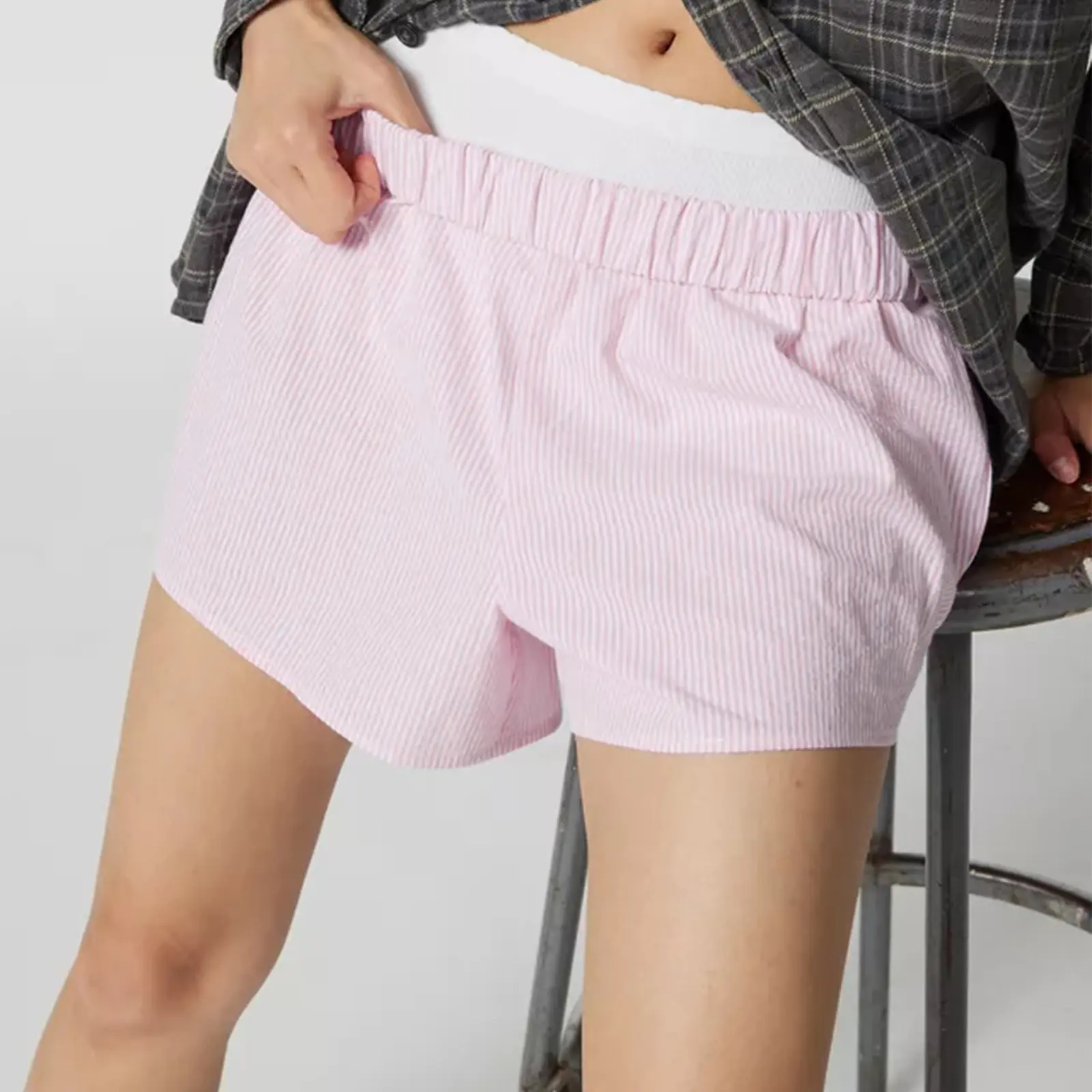 Women's Casual Striped Shorts Casual Loose Fitting Elastic Waist Short Pants Summer Lounge Shorts Dailywear