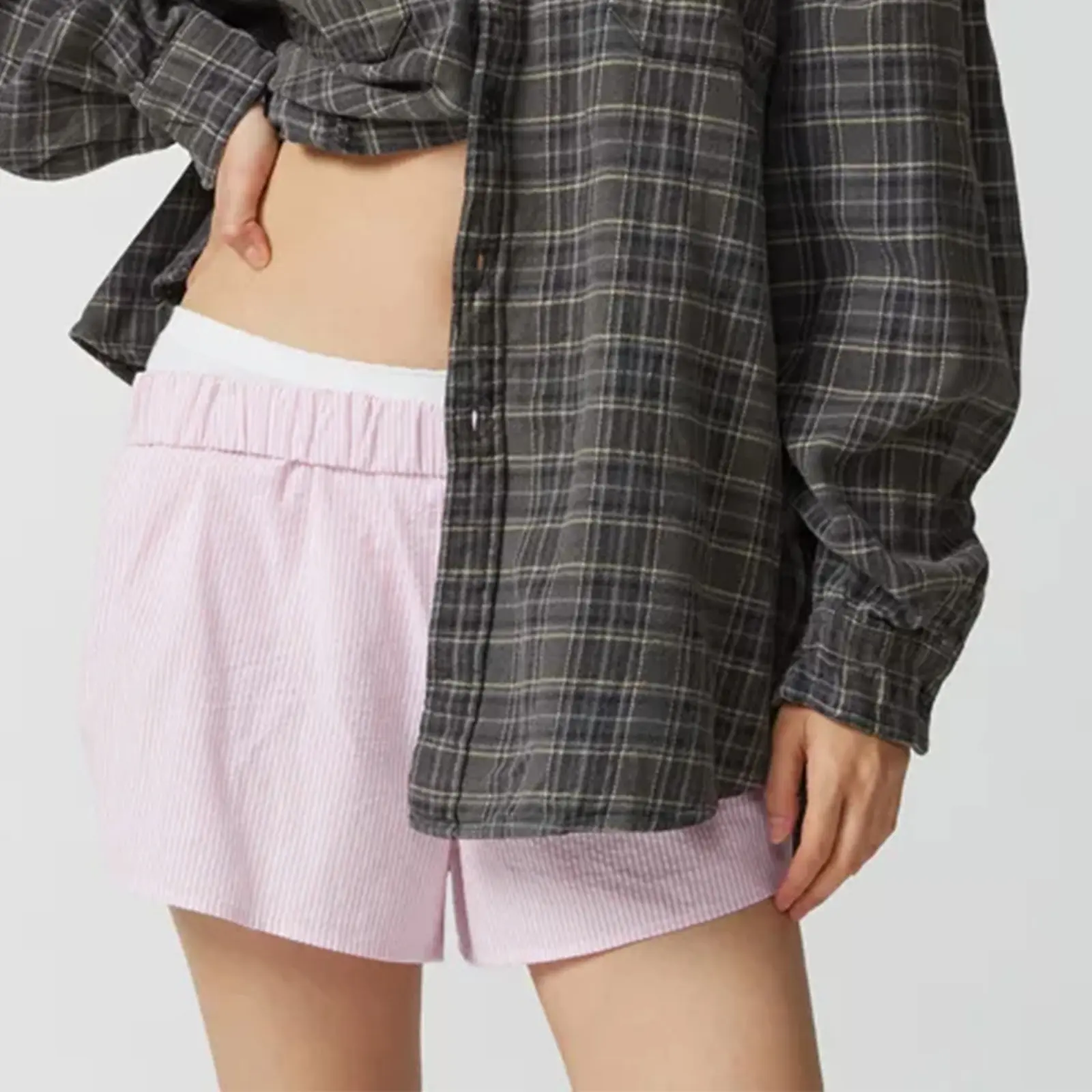 Women's Casual Striped Shorts Casual Loose Fitting Elastic Waist Short Pants Summer Lounge Shorts Dailywear