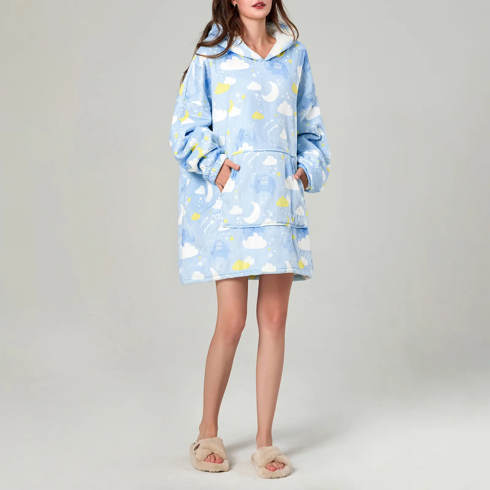 Women's Cartoon Print Hoodie Flannel Wearable Blanket Long Sleeve Kangaroo Pocket Winter Loungewear Pullover