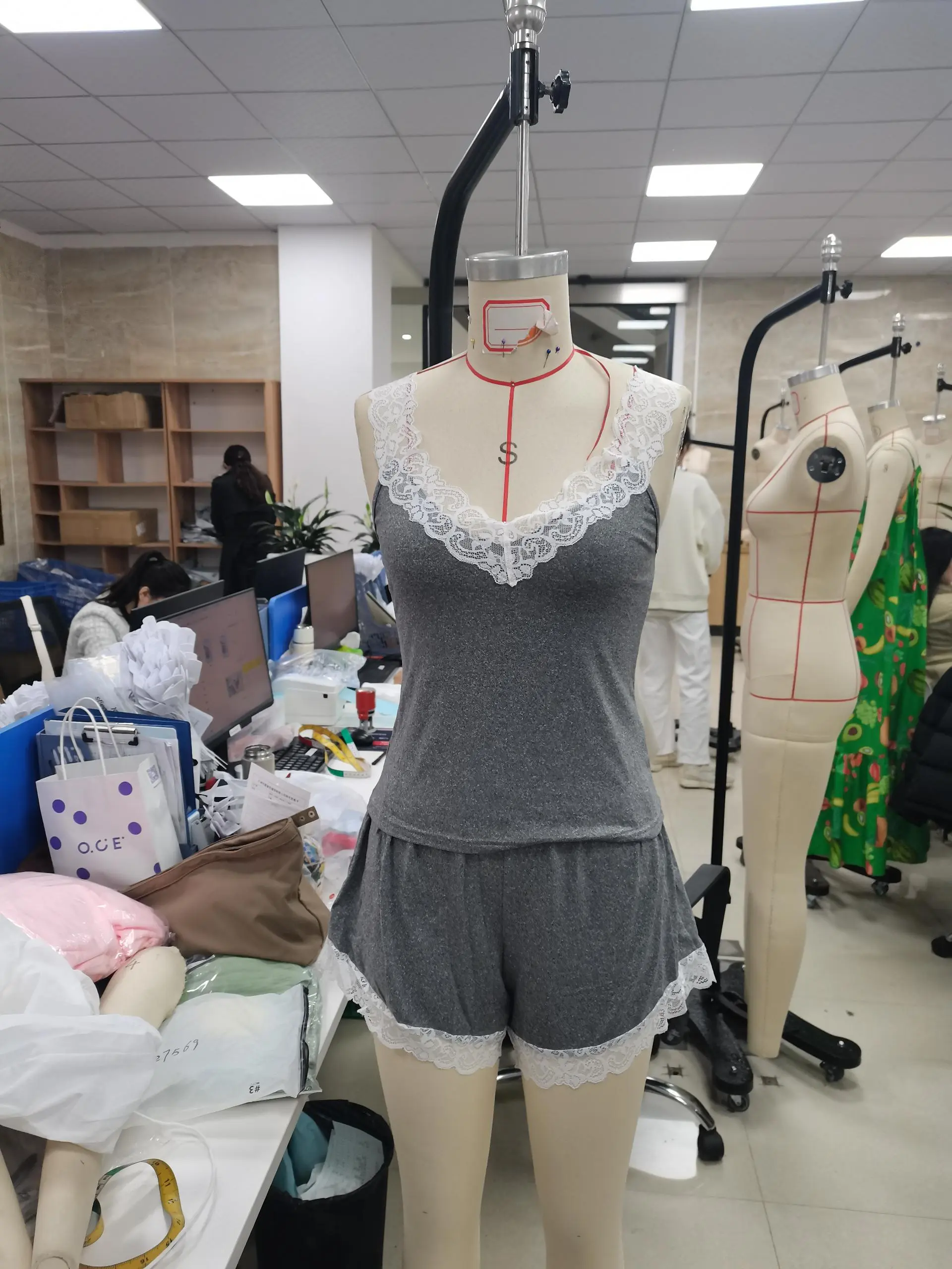 Women's Summer Two Piece Loungewear Set Lace Patchwork Sleeveless Tank Tops with Elastic Waist Shorts Casual Sleepwear
