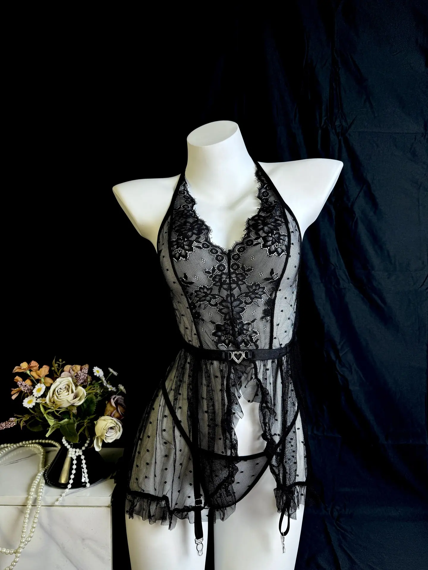 Sexy Women's Lace Two Piece Lingerie Set Sleeveless Open Back Chemise and Thongs Stockings Exotic Nightwear