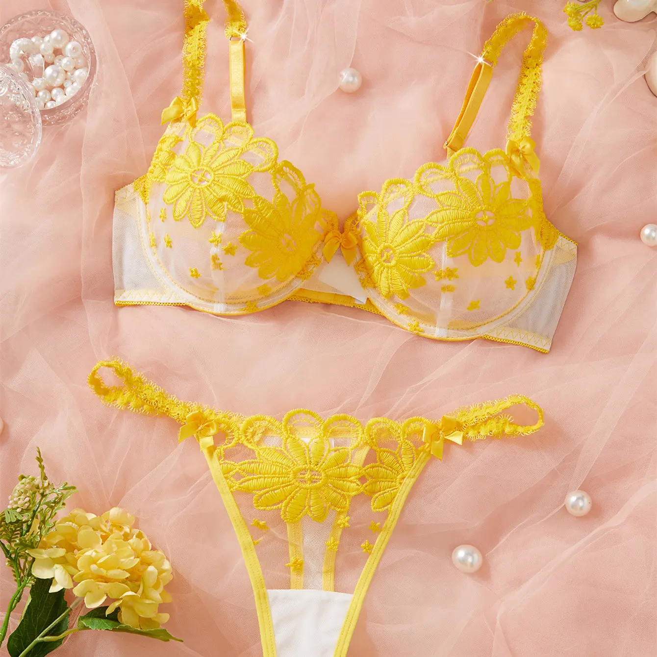 Women Lace Lingerie Set Flower Bra and Panty Set Low Waist Ladies 2-piece Underwear Sexy Exotic Sets